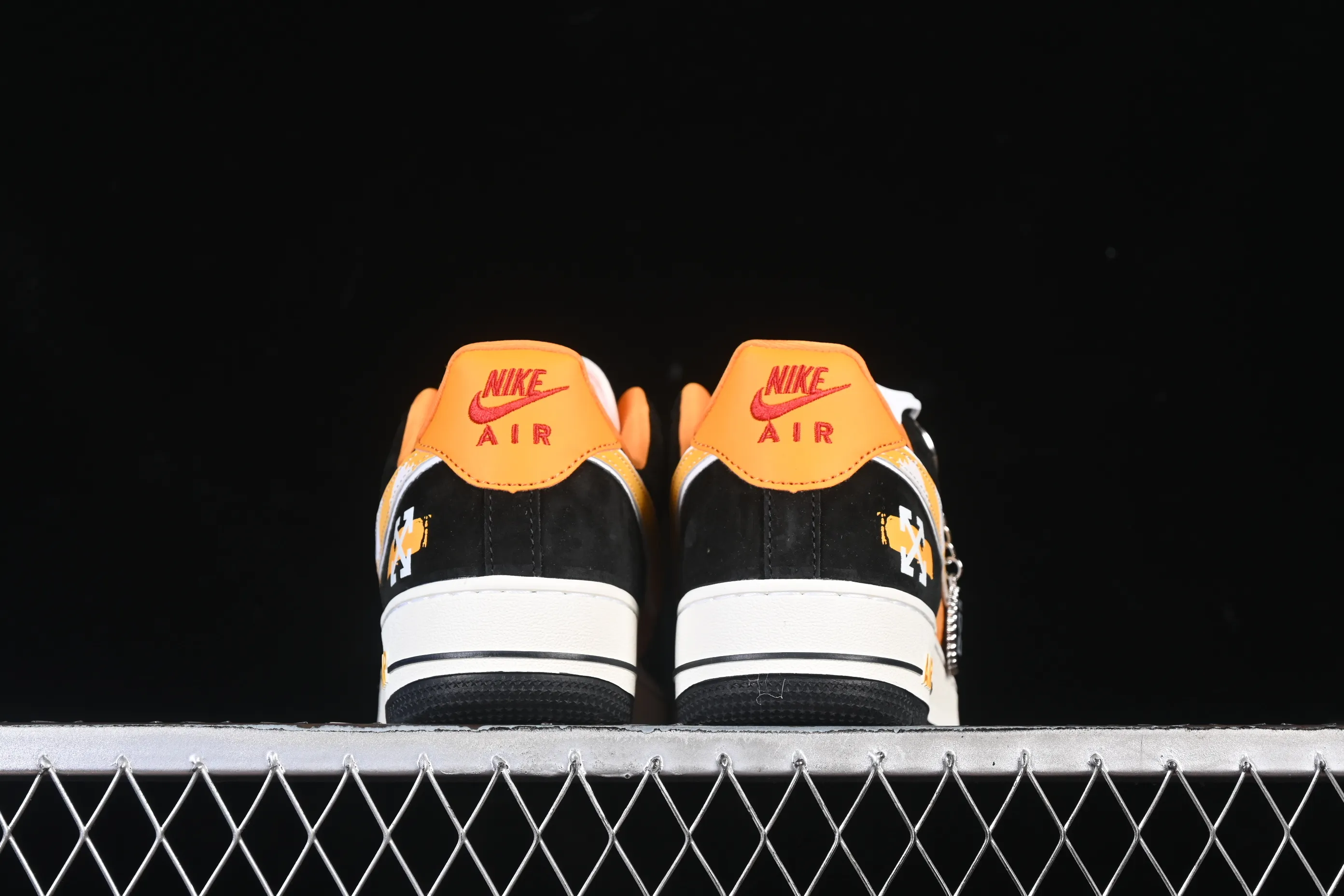All Categories Nk Air Force 1 Air Force Series Nk Air Force 1 Low Air Force Low Nike Air Force 1'07 Low Joint Black Orange Graffiti Air Force One Low Casual Shoes SY1388-001